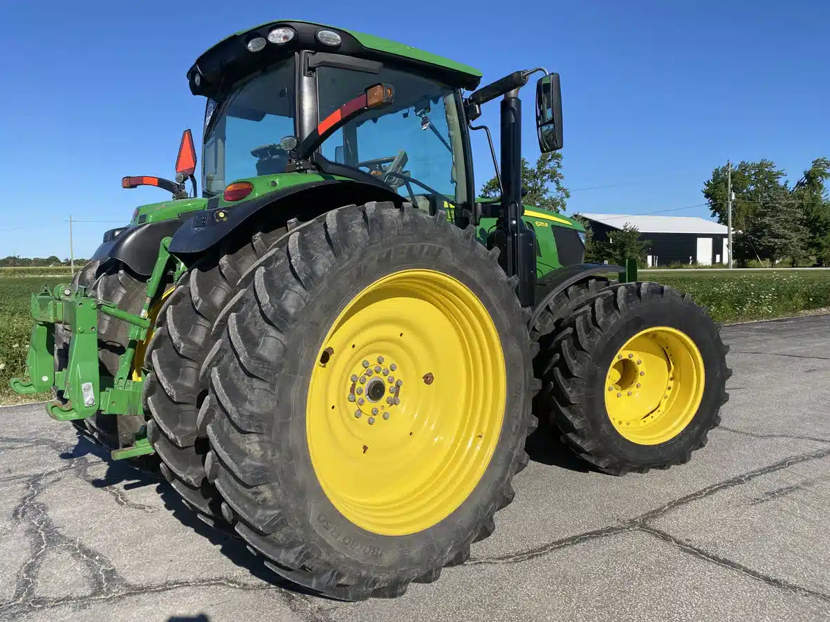 Gallery image 2 for Used 2019 John Deere 6215R Tractor