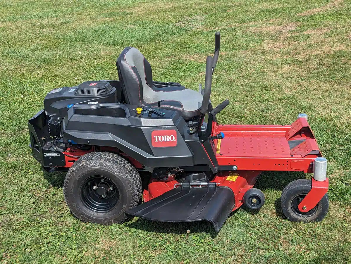 Gallery image 2 for Used 2021 Toro TIMECUTTER Mower - Zero Turn