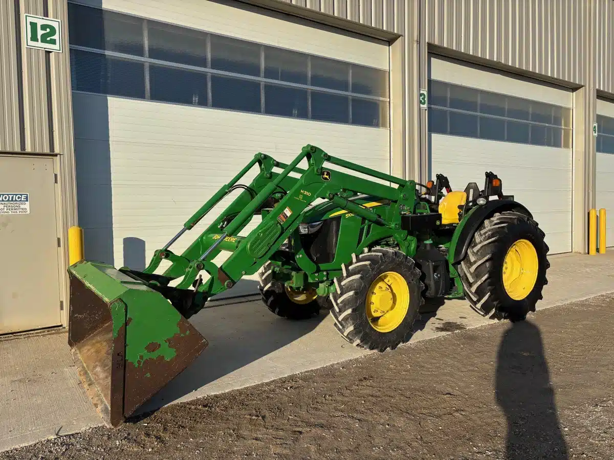 Gallery image 1 for 2016 John Deere 5100M Tractor