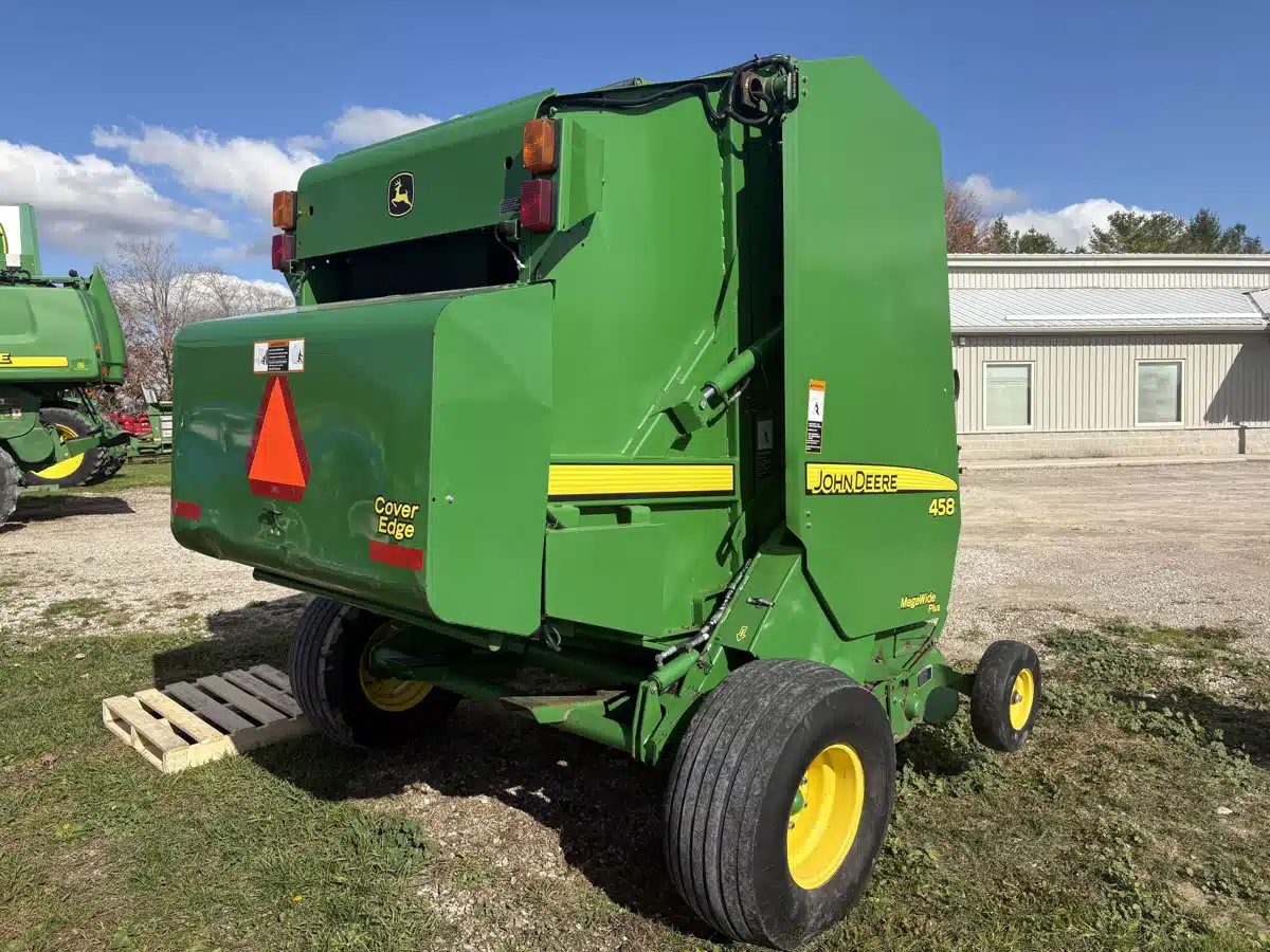 Gallery image 2 for Used 2012 John Deere 458SS Round Baler