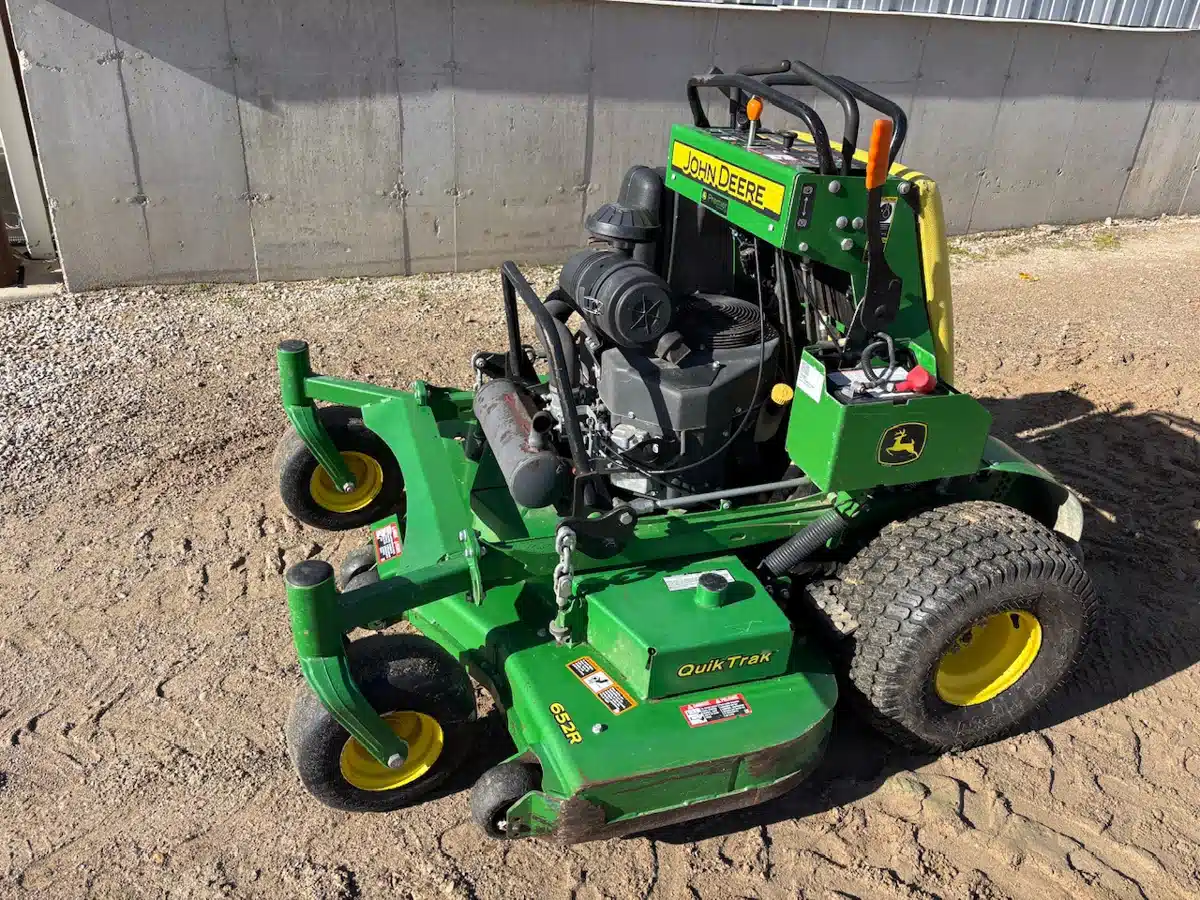 Gallery image 1 for Used 2020 John Deere 652R Mower - Zero Turn