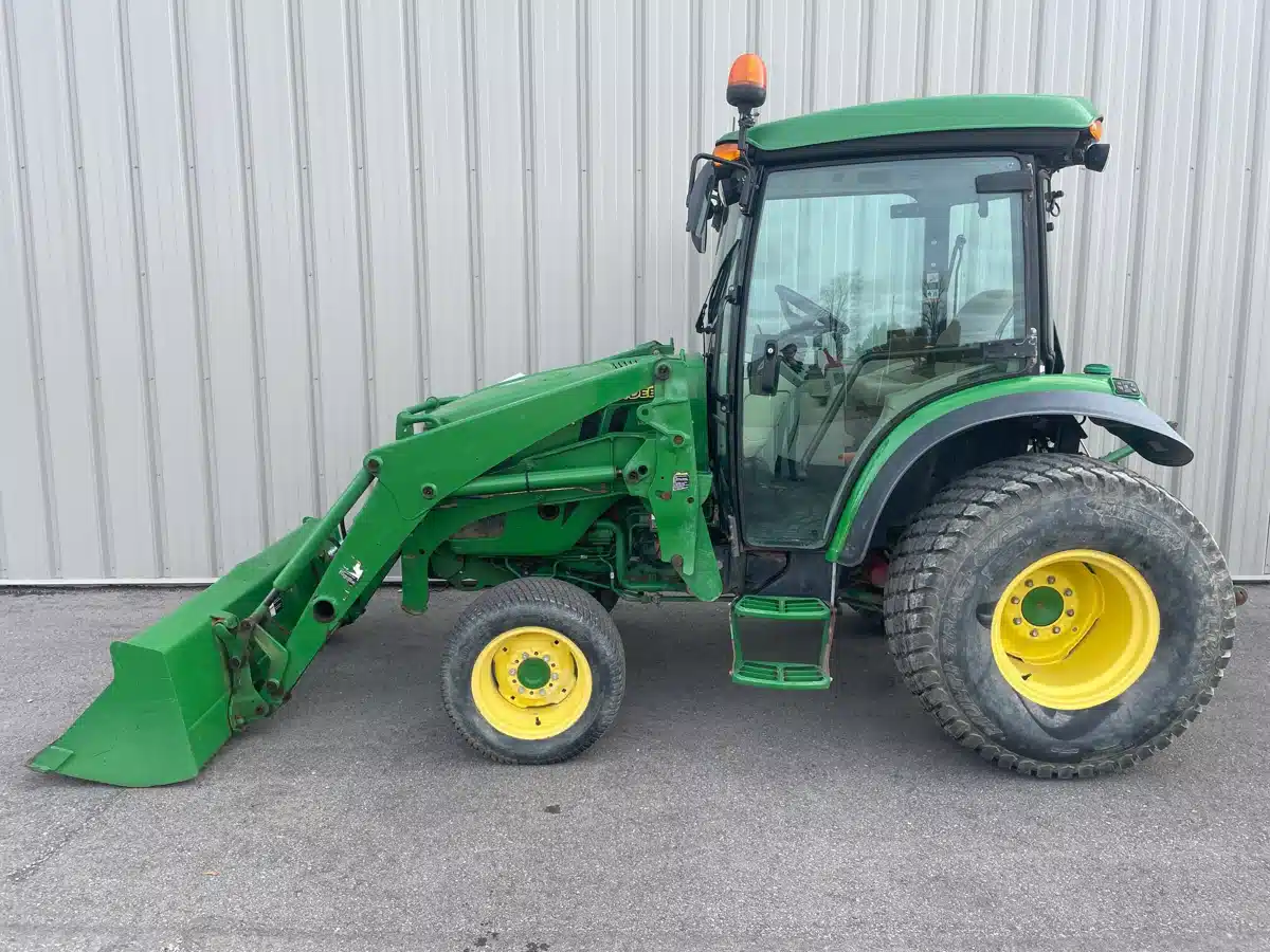 Gallery image 1 for Used 2019 John Deere 4066R Tractor