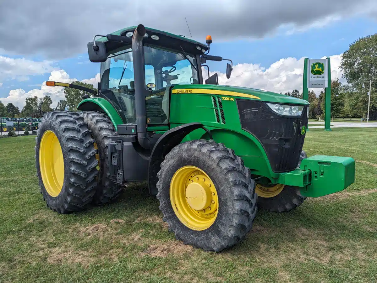 Used 2011 John Deere 7230R Tractor