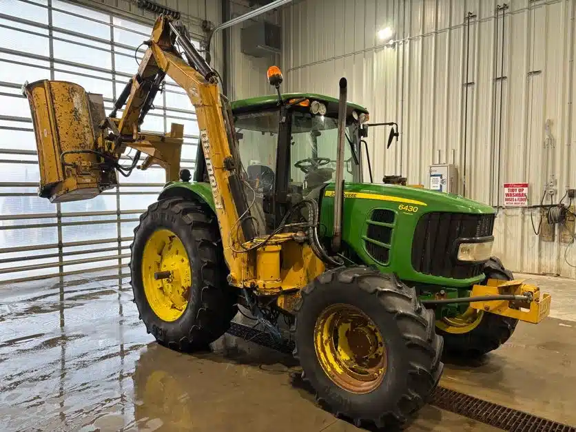 Gallery image 1 for 2010 John Deere 6430 PREMIUM Tractor