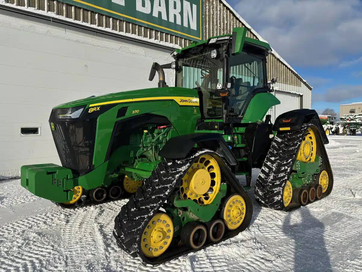 Gallery image 2 for 2020 John Deere 8R 370 Tractor