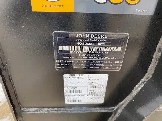 Gallery image 2 for 2023 John Deere 66 INCH Bucket