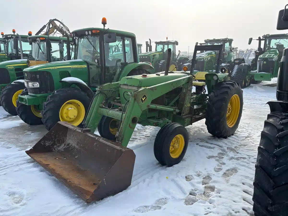 Gallery image 1 for 1984 John Deere 2350 Tractor