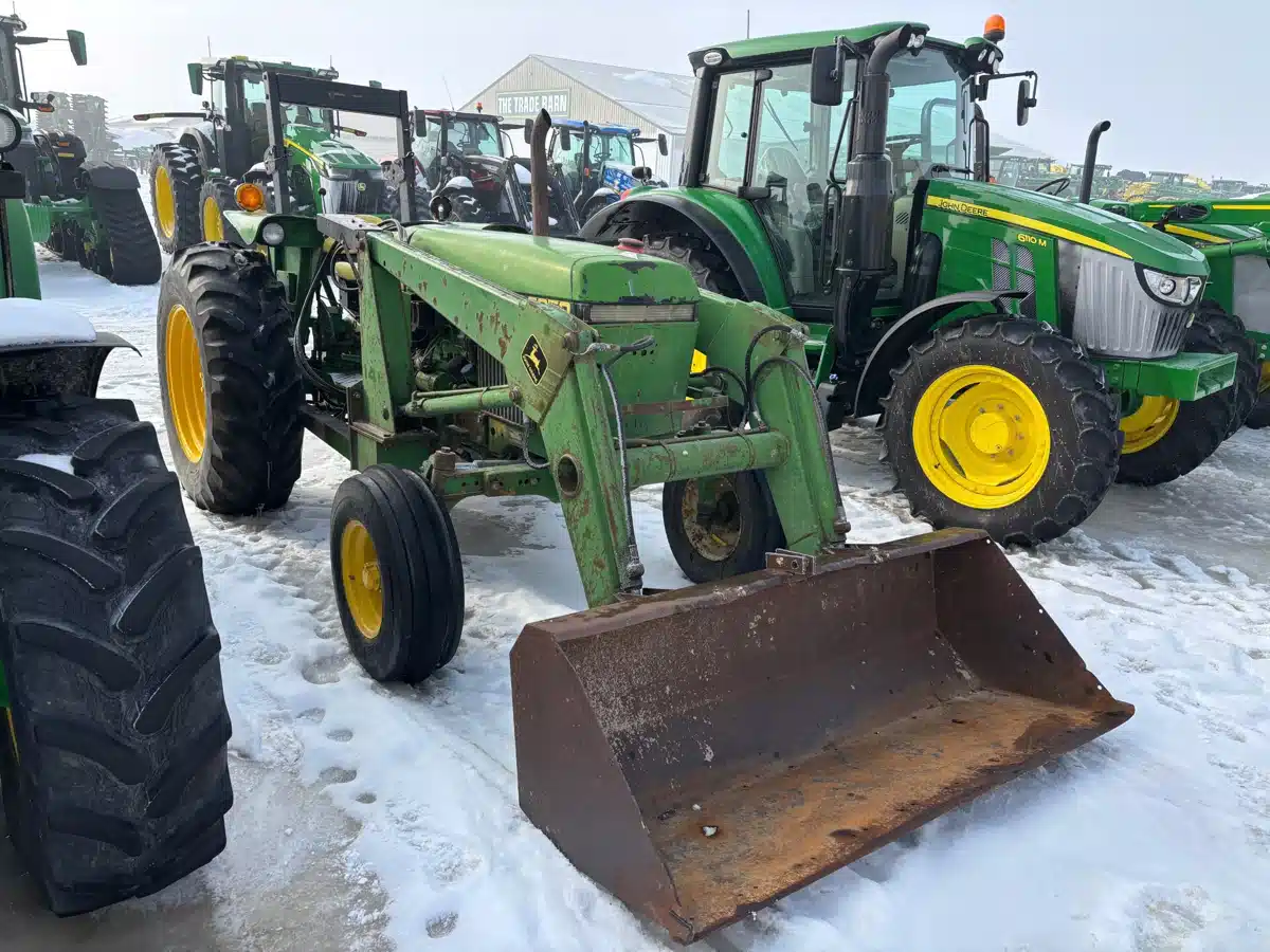 Gallery image 2 for 1984 John Deere 2350 Tractor