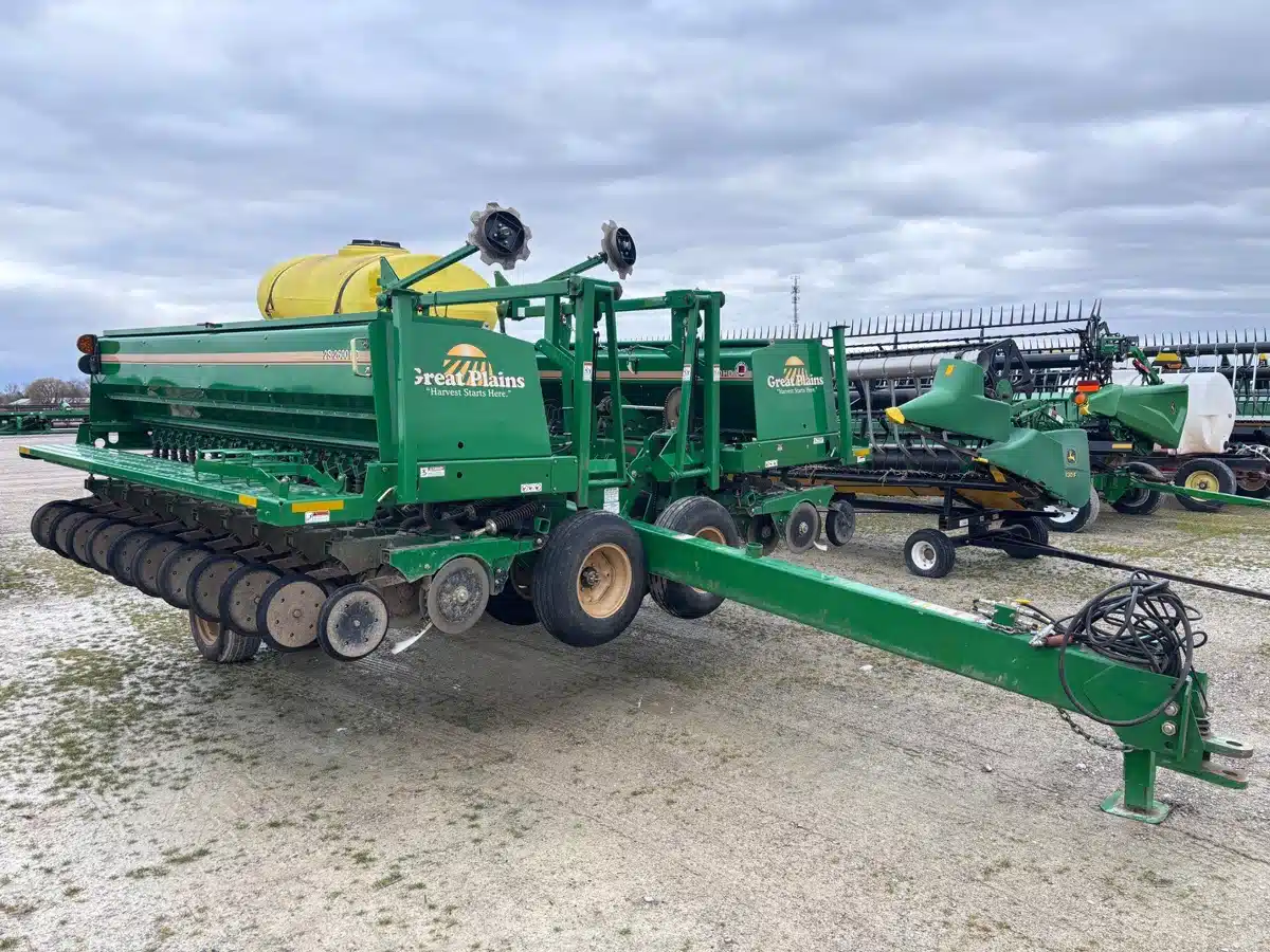 Gallery image 1 for Used 2015 Great Plains 2S-2600HD Drill