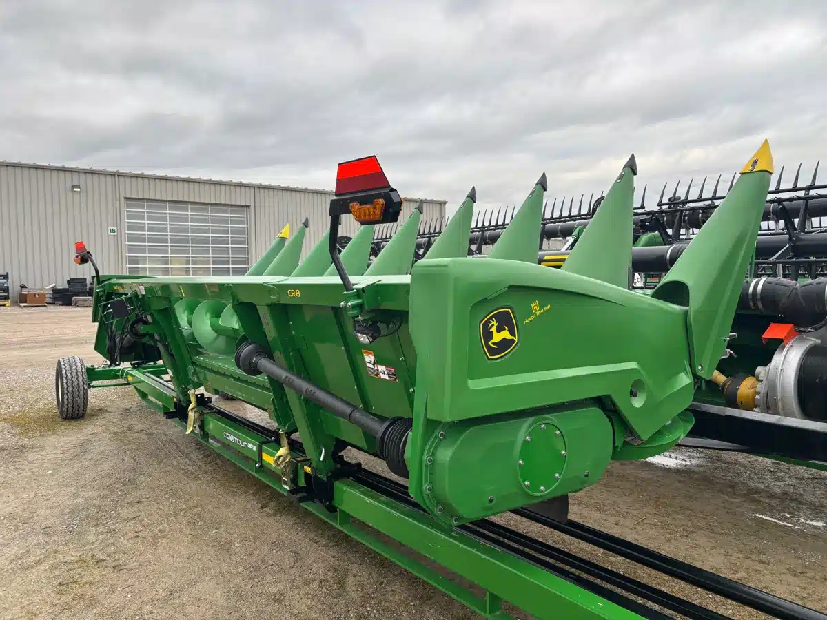 Gallery image 2 for Used 2025 John Deere CR 8 Header - Row Crop