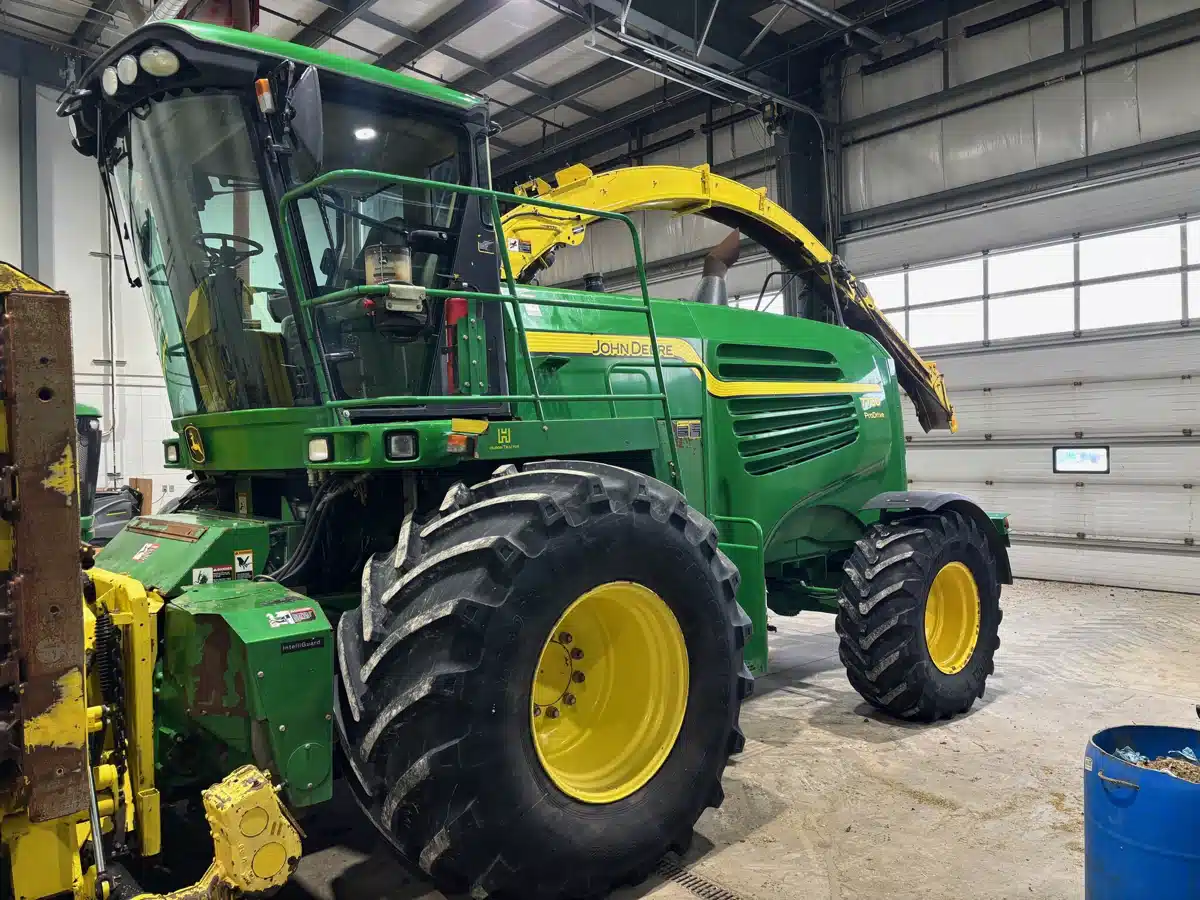 Gallery image 1 for 2013 John Deere 7780 Forage Harvester