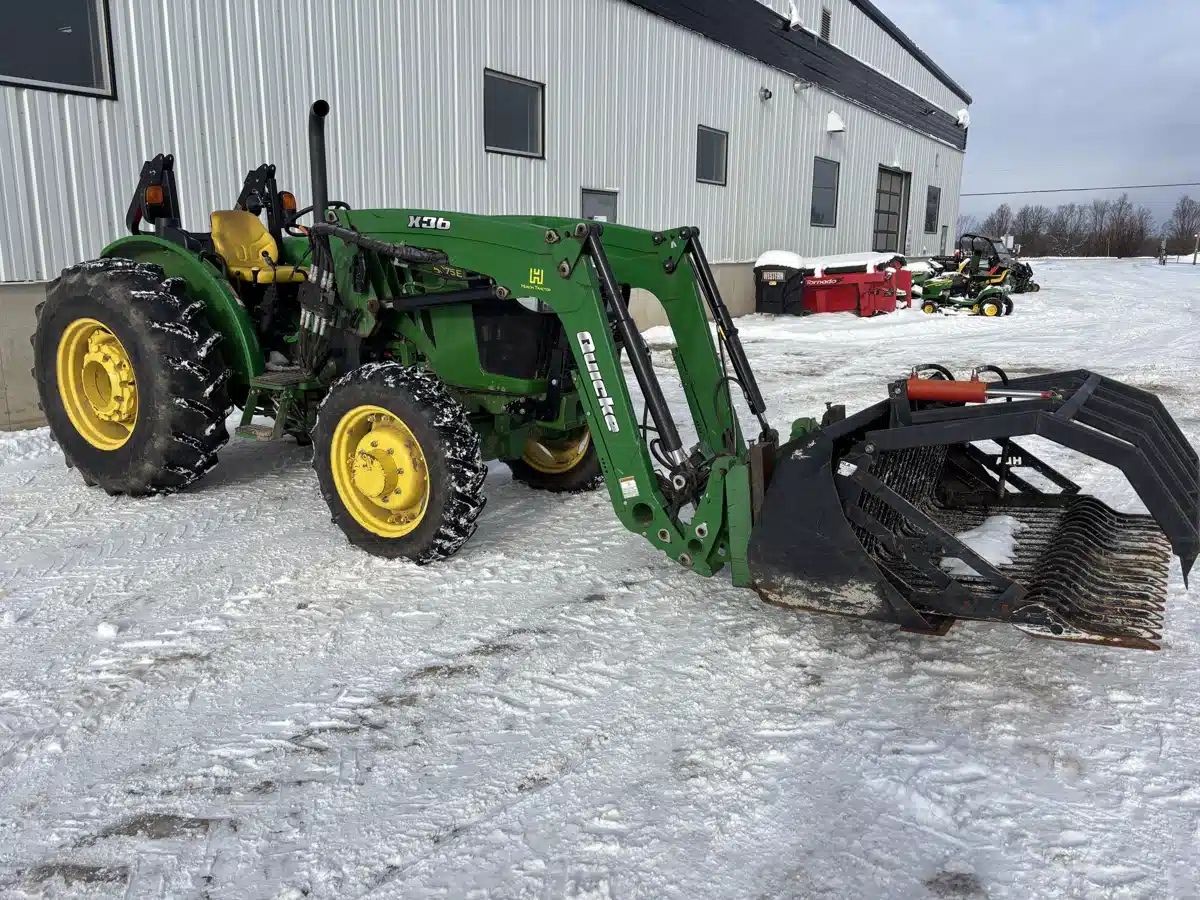 Gallery image 2 for 2017 John Deere 5075E Tractor