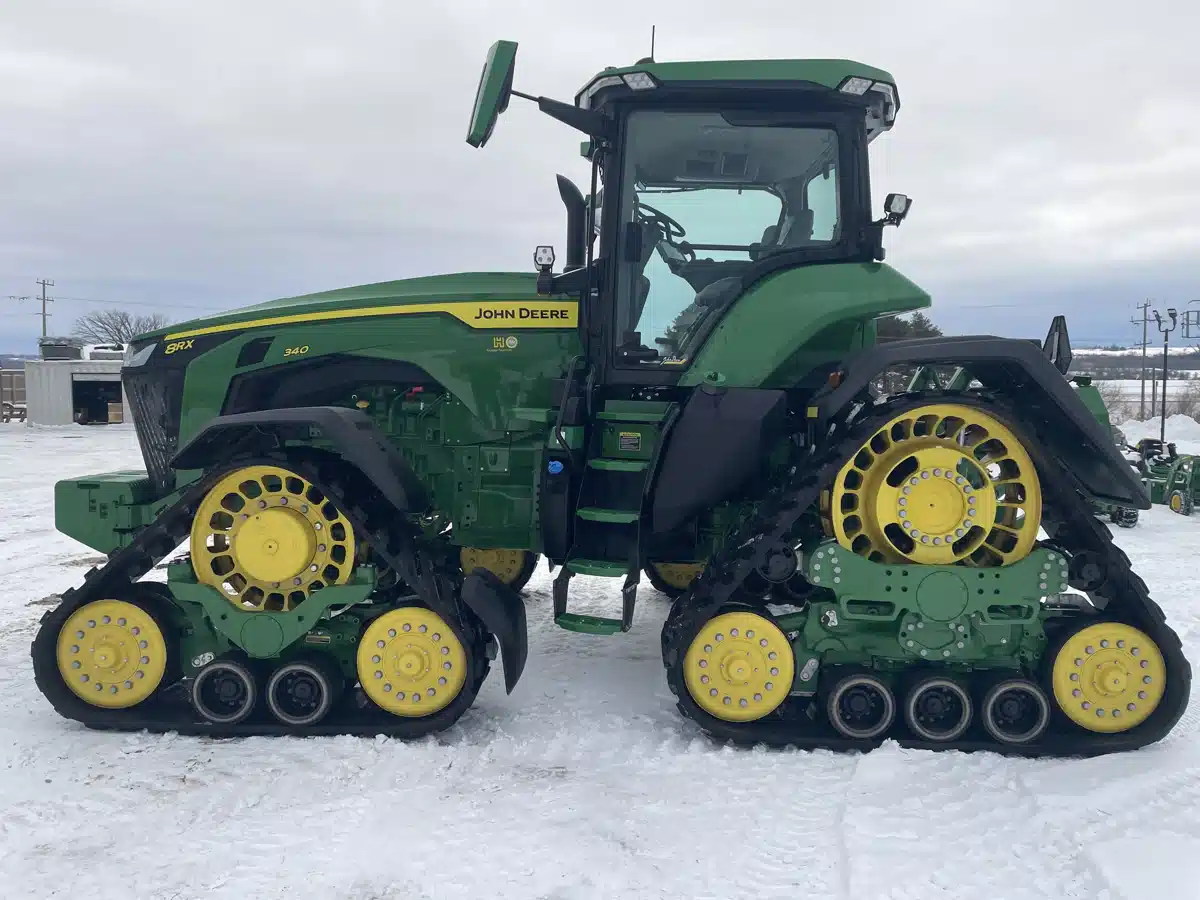 Gallery image 2 for Used 2021 John Deere 8R 340 Tractor