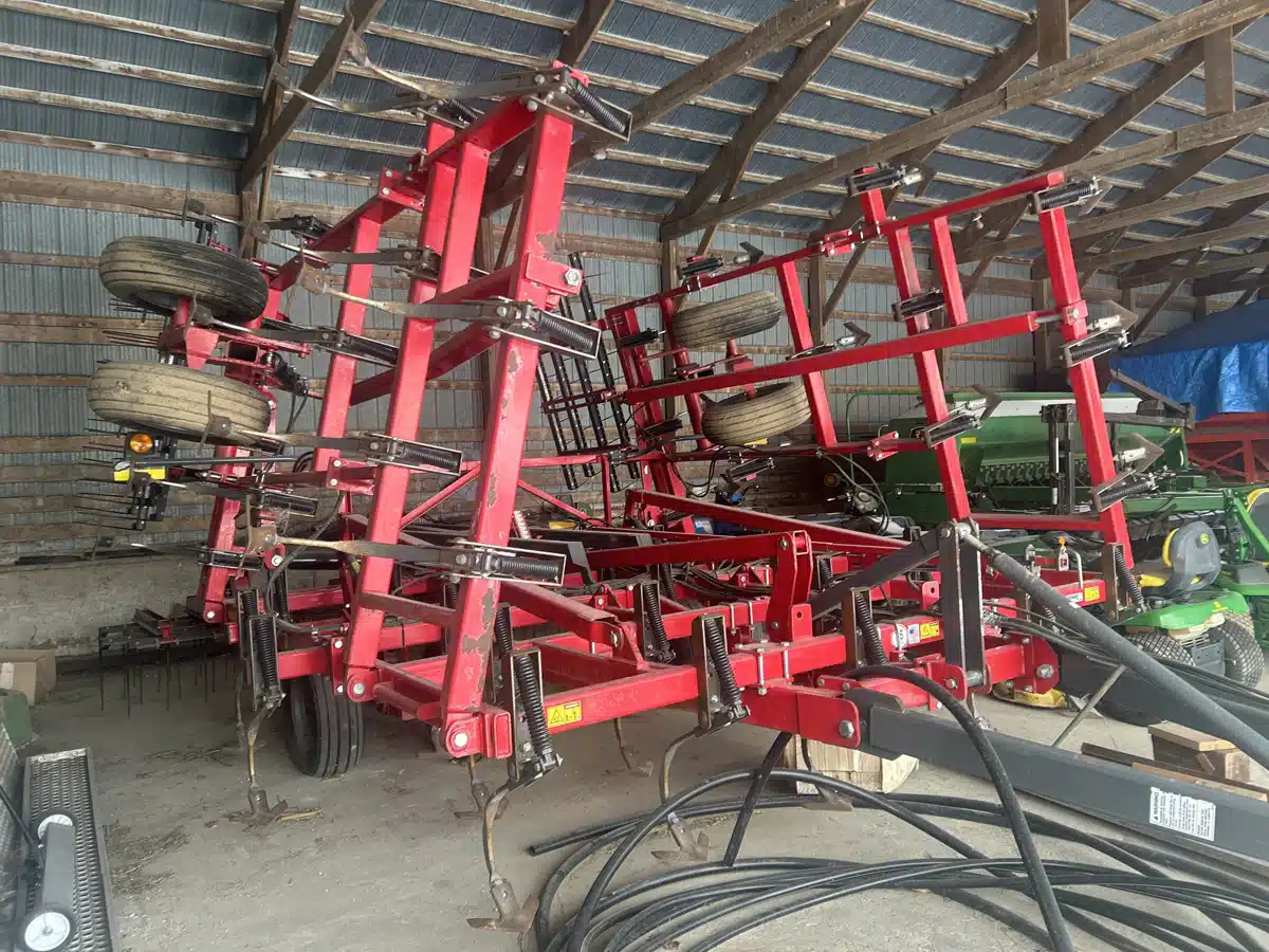 Gallery image 2 for 2018 Wil-Rich 11XL2 Cultivator