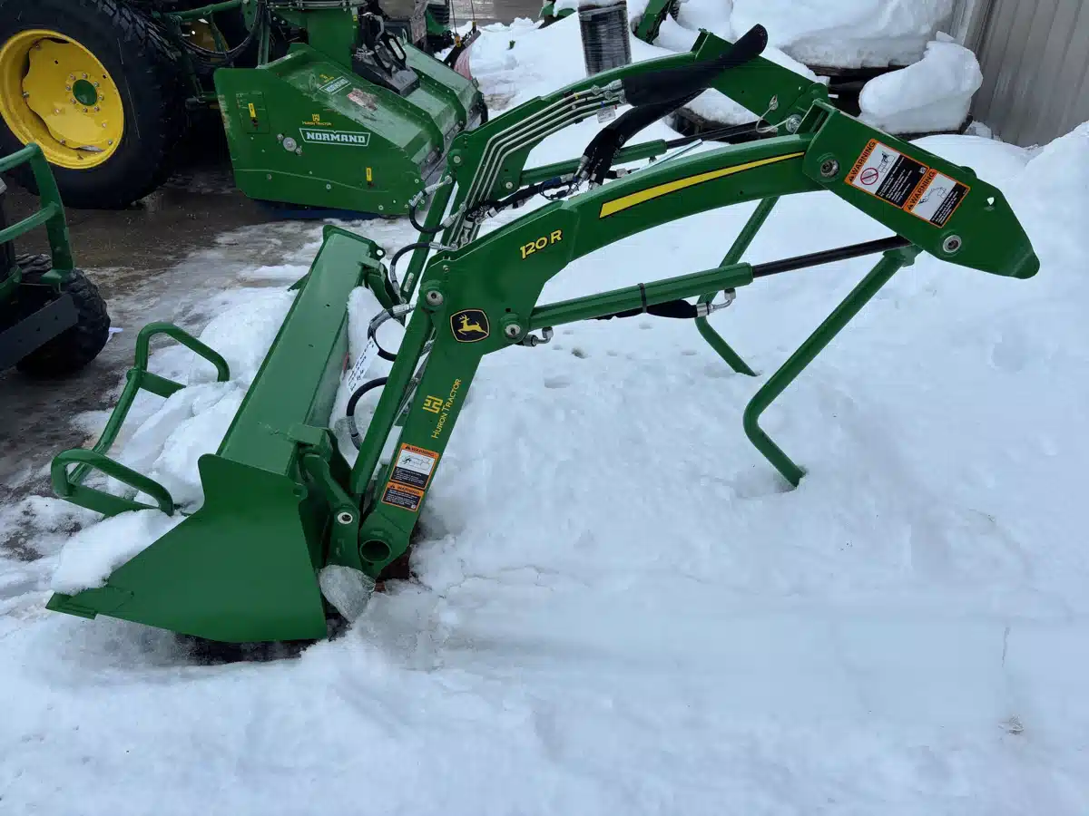 Gallery image 2 for John Deere 120R Front End Loader