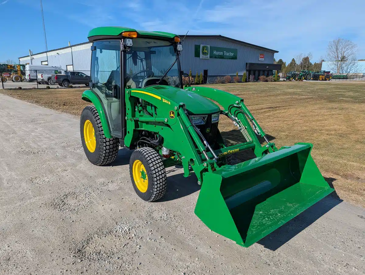 Gallery image 1 for 2024 John Deere 3046R Tractor