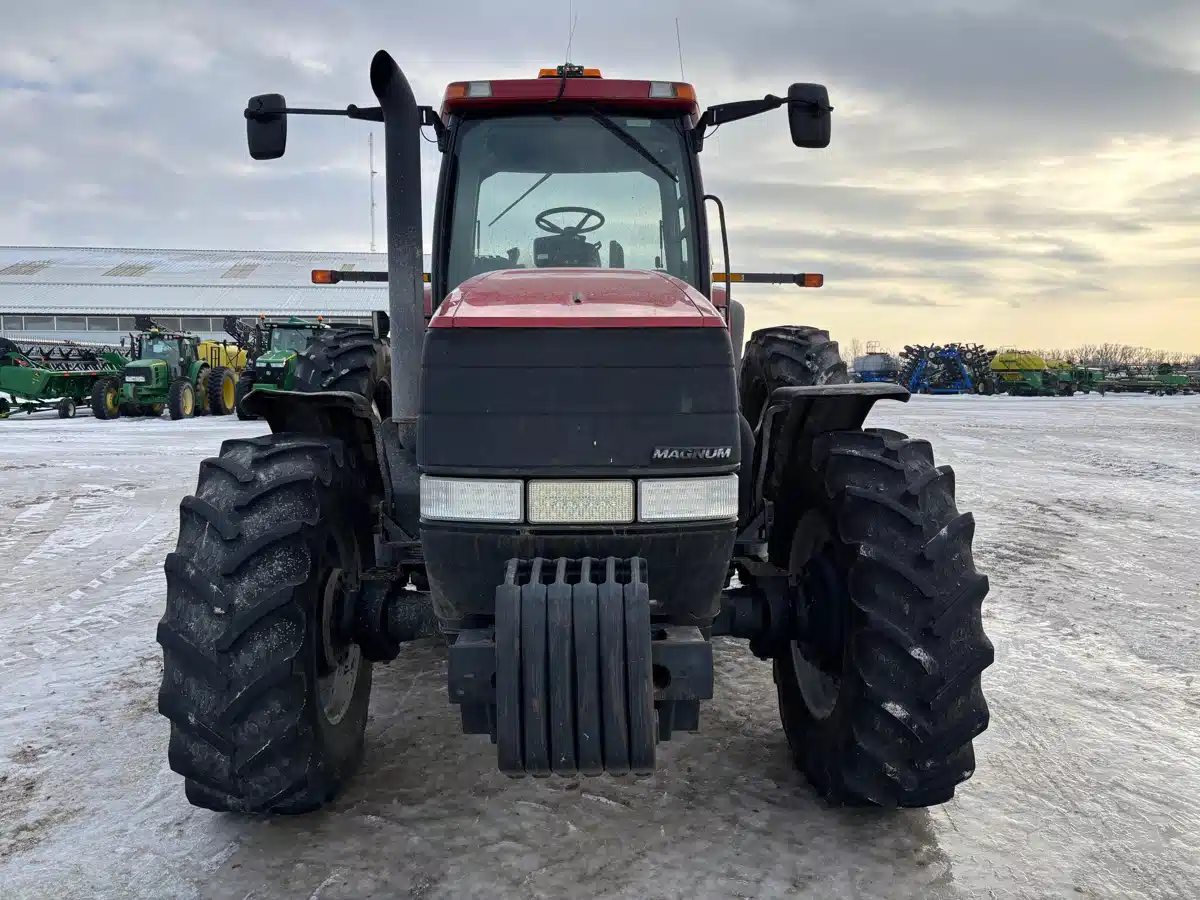 Gallery image 2 for Used 1999 Case IH MX180 Tractor