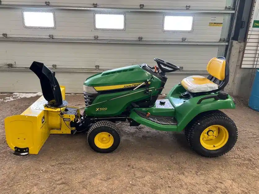 Gallery image 1 for 2015 John Deere X500 Lawn Tractor
