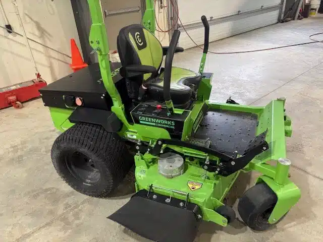 2021 Greenworks CZ60R Mower - Zero Turn