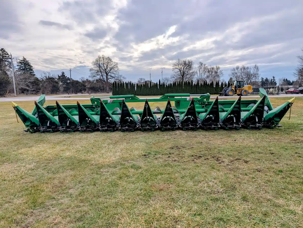 Gallery image 2 for 2023 John Deere C12F StalkMaster Header - Row Crop