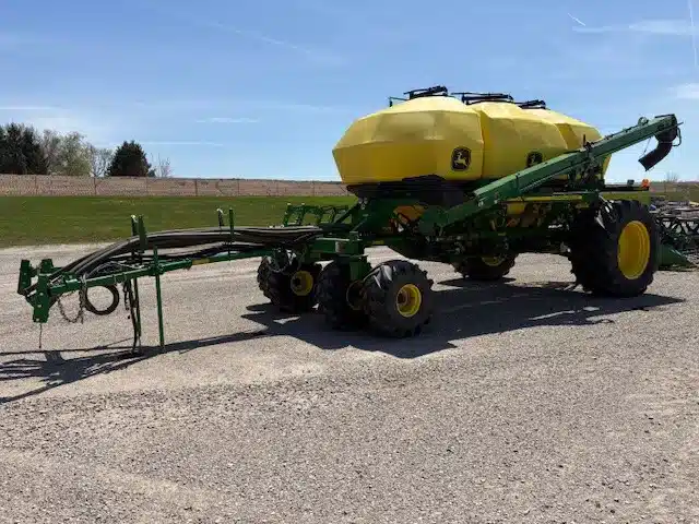 Gallery image 1 for 2020 John Deere 1910 Air Cart
