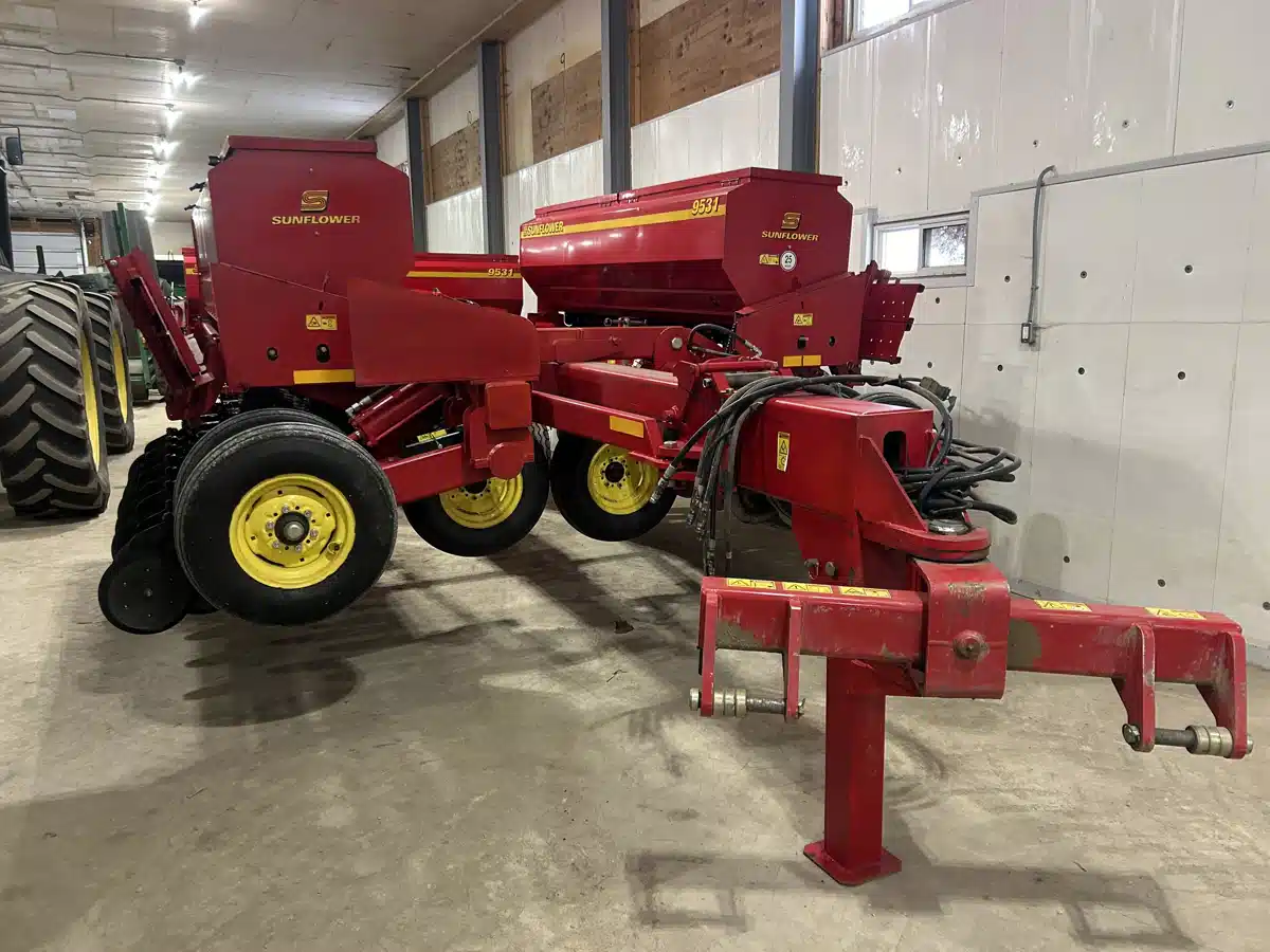 Gallery image 2 for 2013 Sunflower 9531 Drill