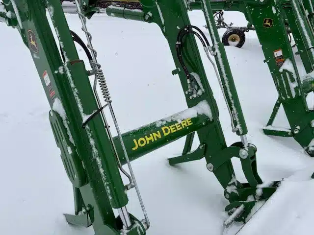 Gallery image 2 for 2024 John Deere 540 MSL Tractor Loader