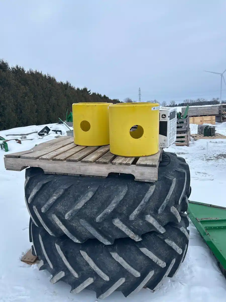 Gallery image 2 for Michelin 420/85R34 DUALS Tires