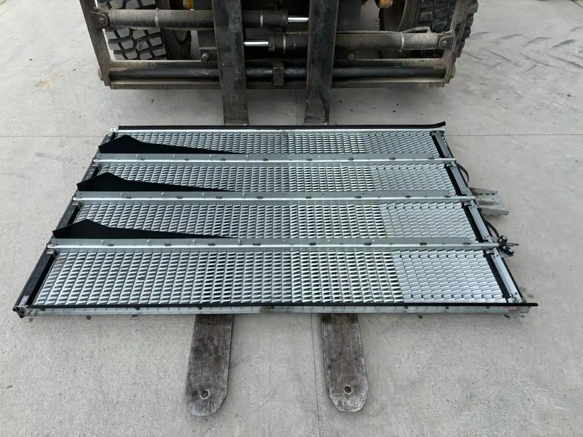 Photo de la Galerie 1 pour John Deere SIEVE & CHAFFER Accessoires