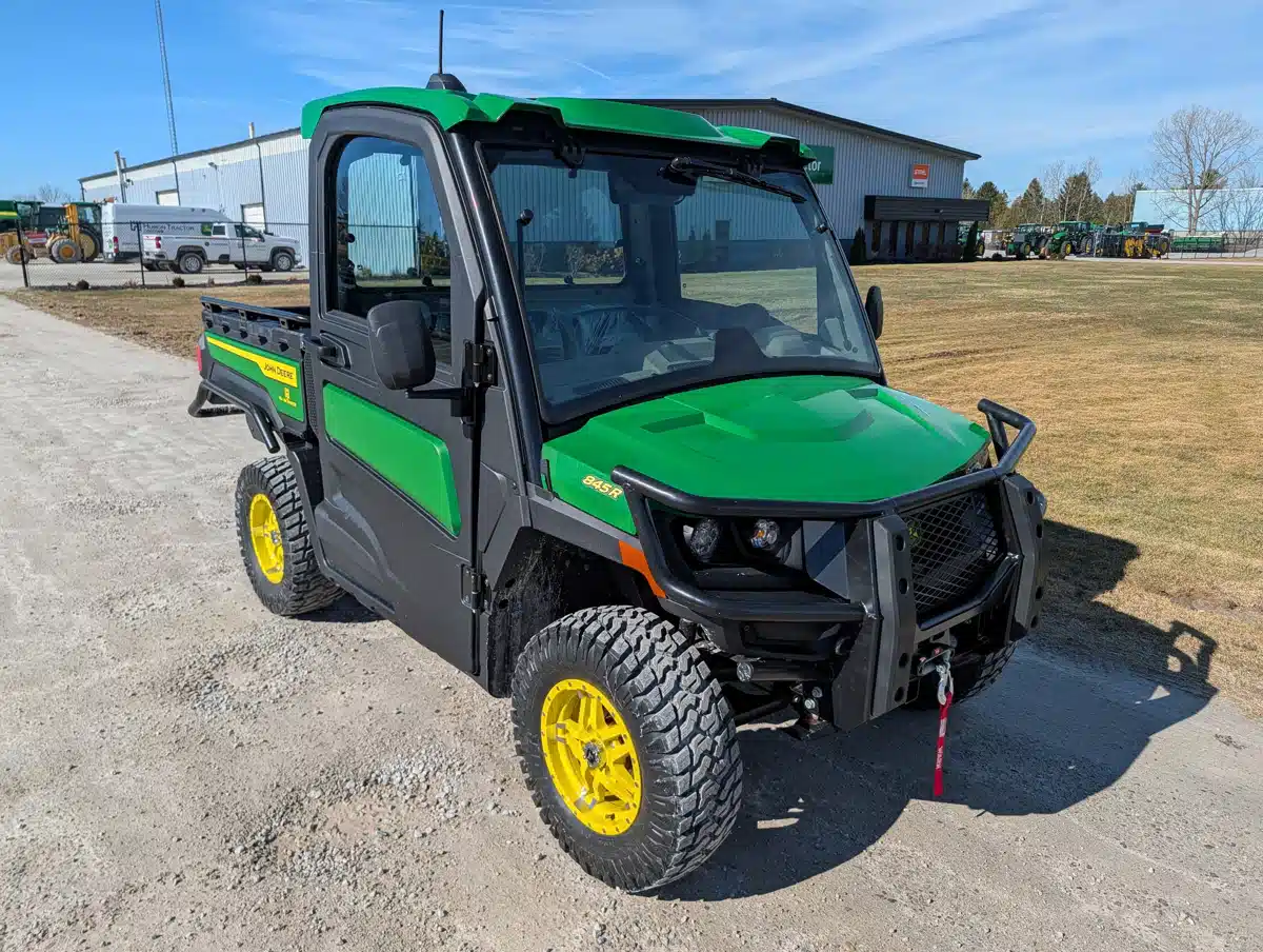 Photo de la Galerie 1 pour 2025 John Deere XUV 825I Véhicule utilitaire