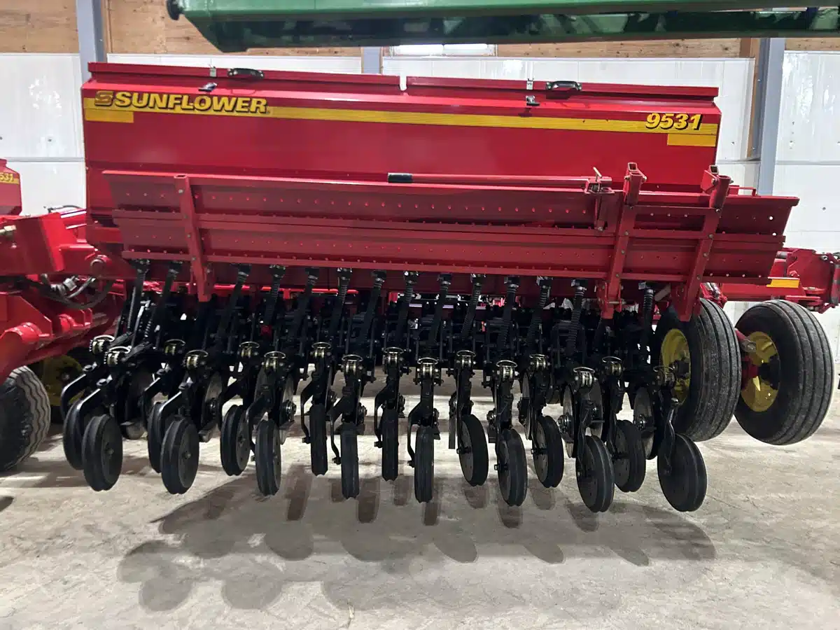 2013 Sunflower 9531 Drill