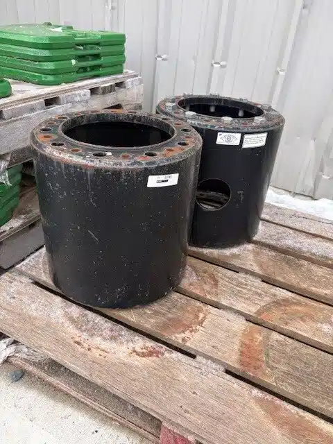Gallery image 1 for Unverferth DUAL SPACERS Tires
