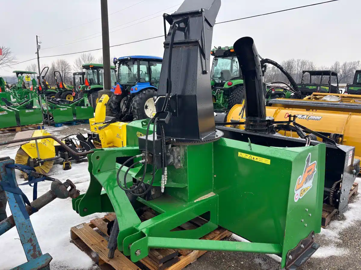 Gallery image 2 for 2016 Wifo Farm Equipment WB84 Snow Blower