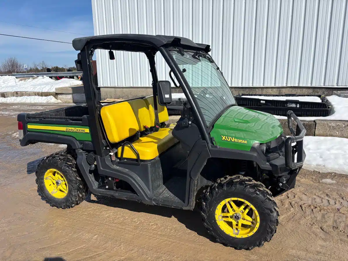 Gallery image 2 for 2019 John Deere XUV 835M Utility Vehicle