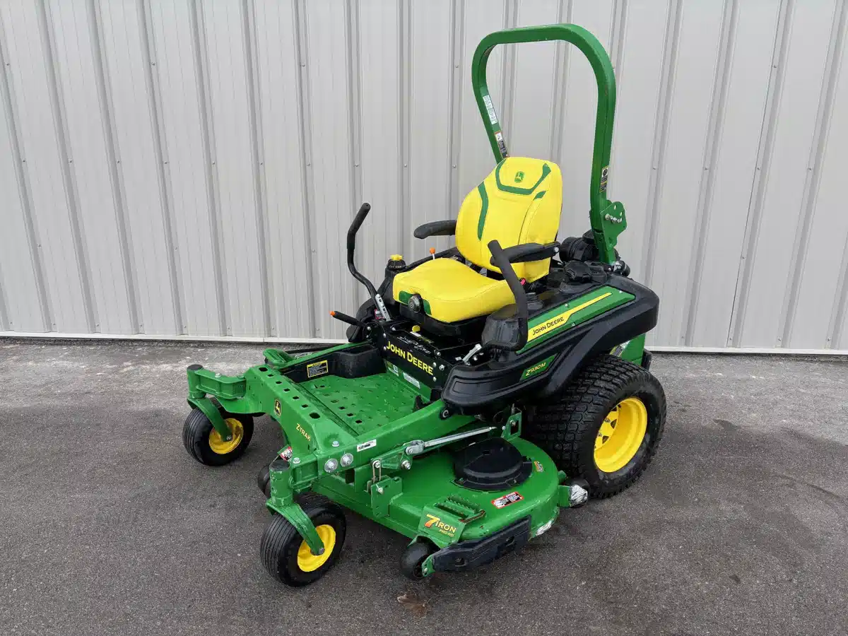 Gallery image 1 for 2023 John Deere Z930M Mower - Zero Turn