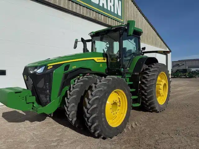 Gallery image 1 for 2024 John Deere 8R 370 Tractor