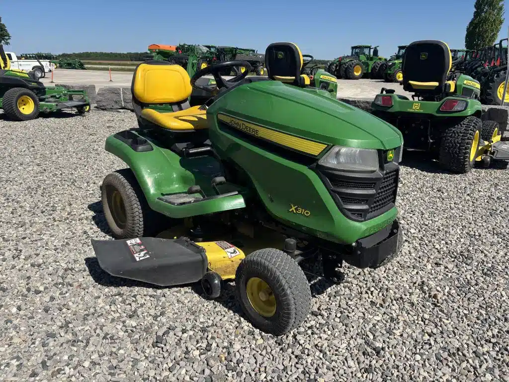 Gallery image 2 for 2014 John Deere X310 Lawn Tractor
