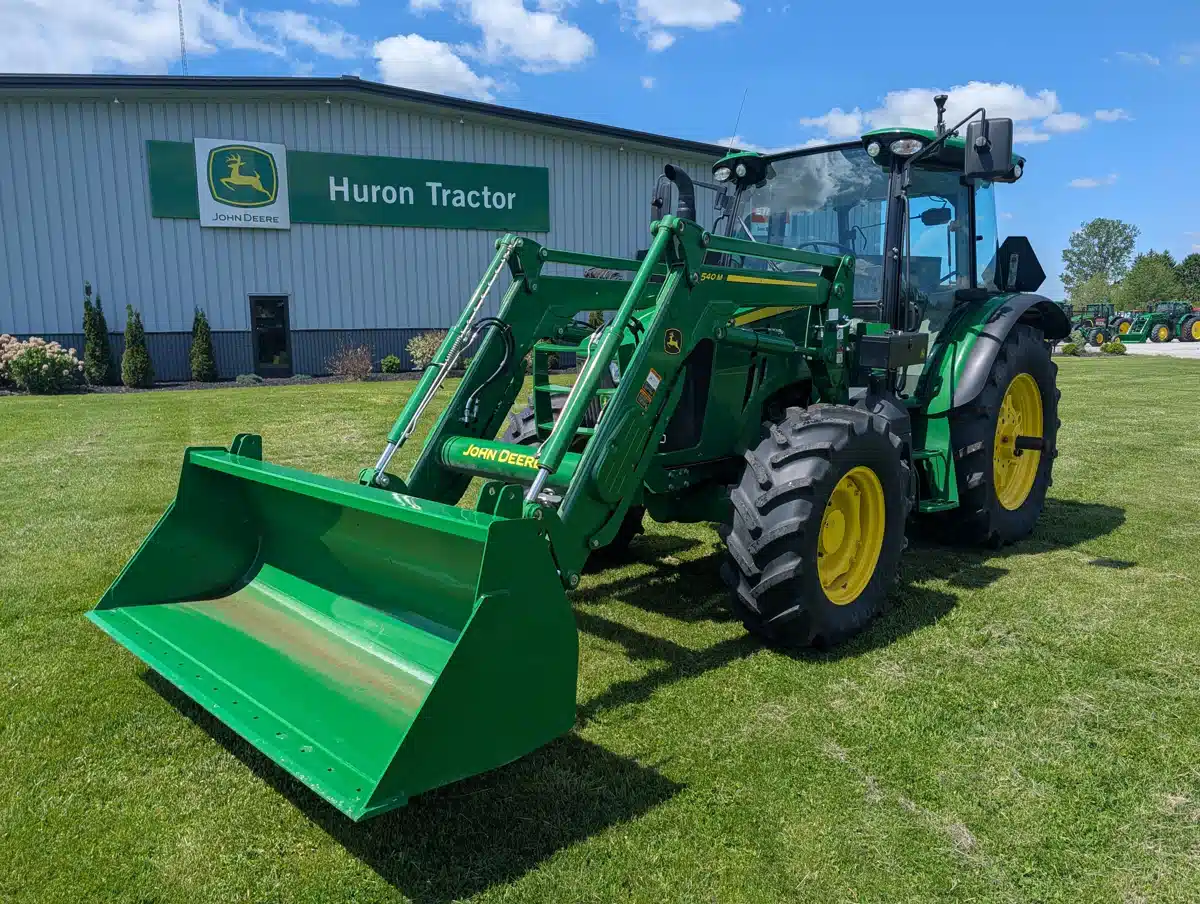 Gallery image 1 for 2024 John Deere 5120M Tractor
