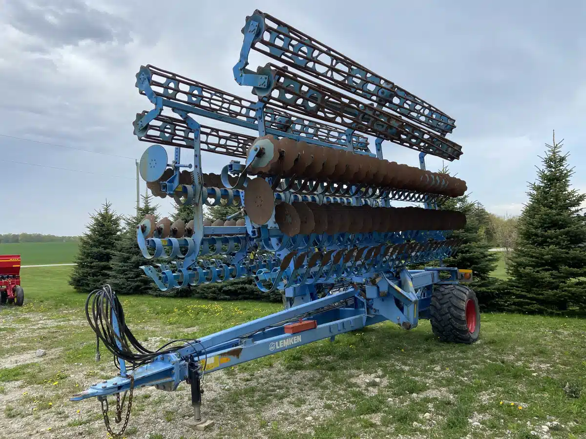 Photo de la Galerie 1 pour 2015 Lemken HELIDORE 12 40' Labour vertical