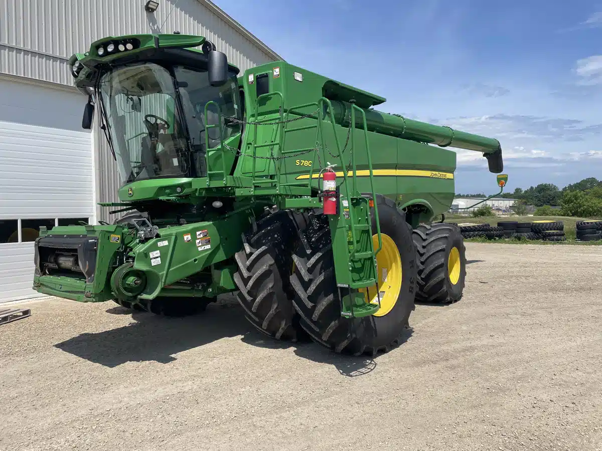 Gallery image 1 for 2021 John Deere S780 Combine