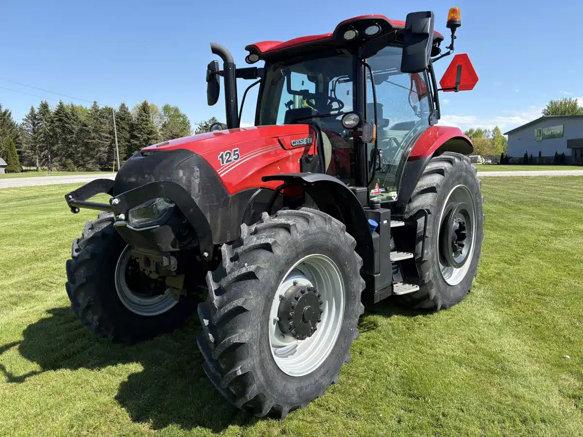 Gallery image 1 for 2024 Case IH MAXXUM 125 Tractor