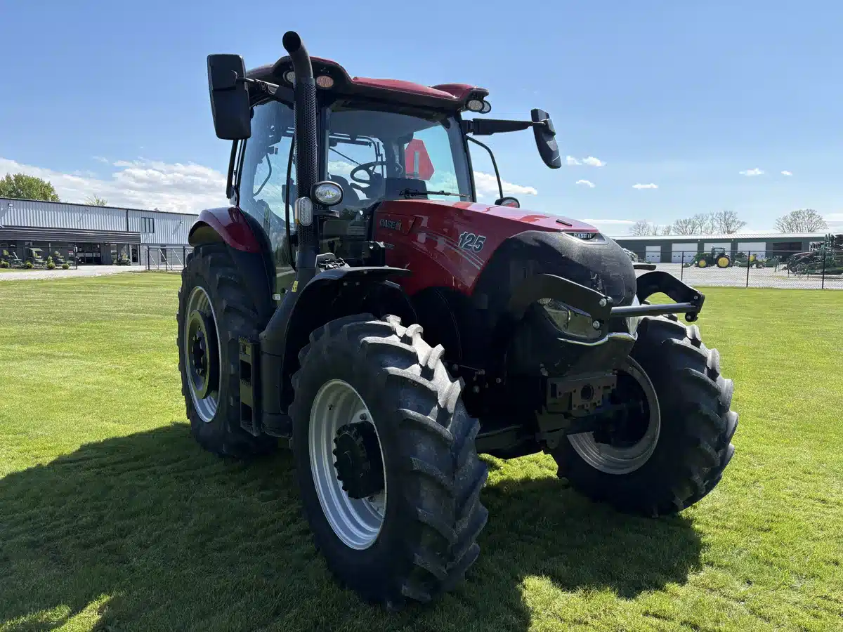 Gallery image 2 for 2024 Case IH MAXXUM 125 Tractor