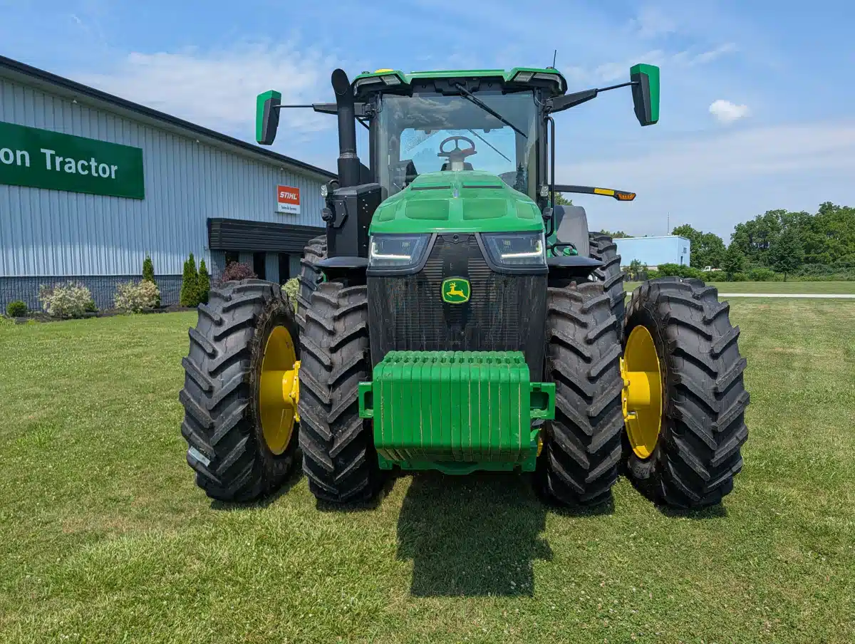 Gallery image 2 for 2025 John Deere 8R 280 Tractor