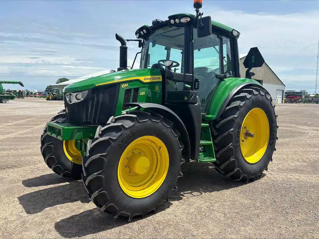 Gallery image 1 for 2025 John Deere 6M 125 Tractor