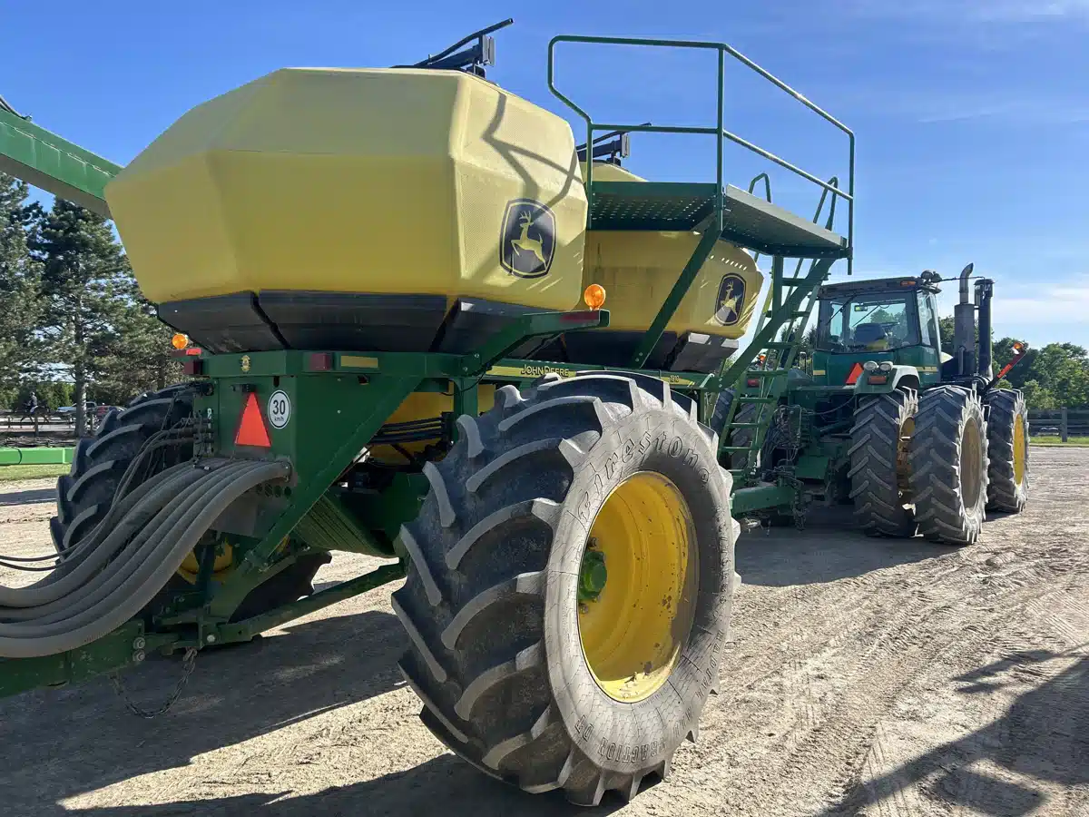 Gallery image 2 for 2021 John Deere 1890 Air Drill