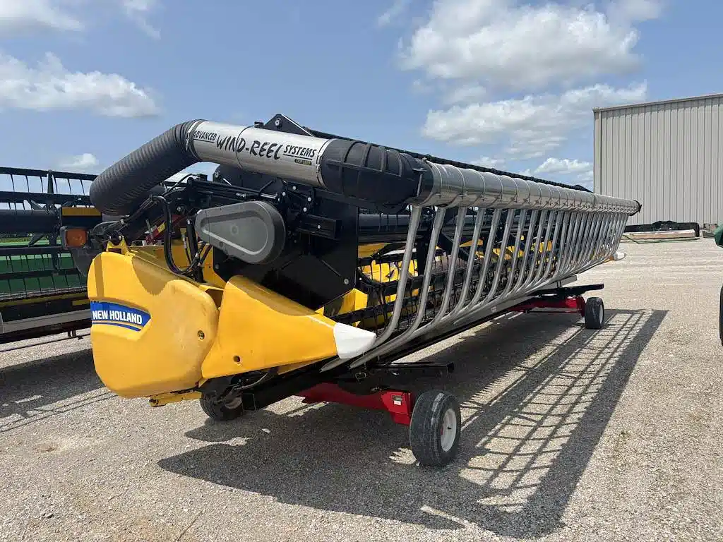 Photo de la Galerie 2 pour 2015 New Holland 740CF-25/CART 25' Autre