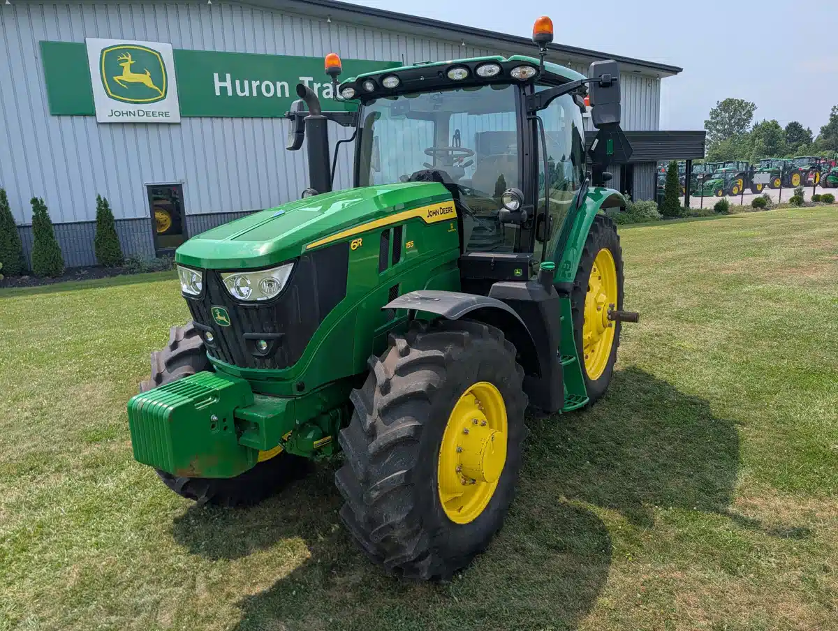 Photo de la Galerie 1 pour 2023 John Deere 6R 155 Tracteur