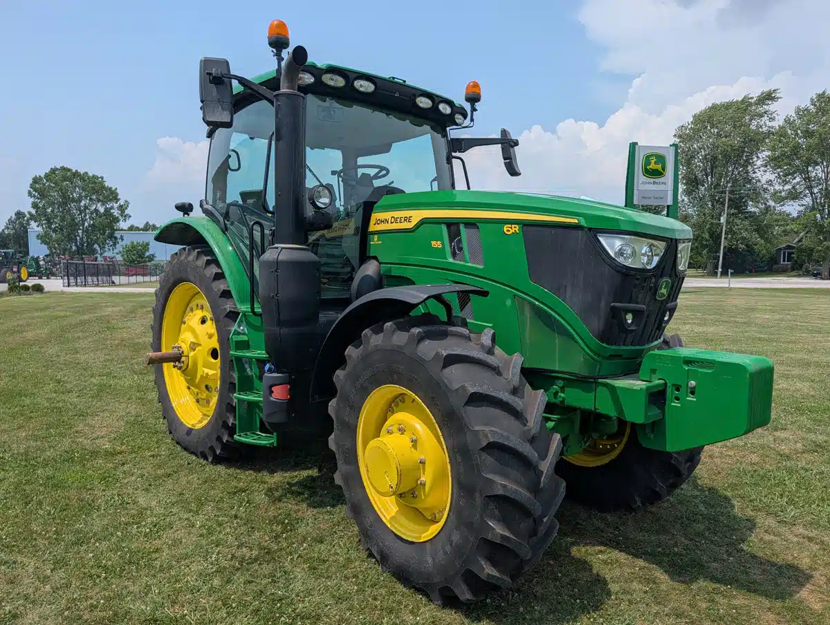 Photo de la Galerie 2 pour 2023 John Deere 6R 155 Tracteur