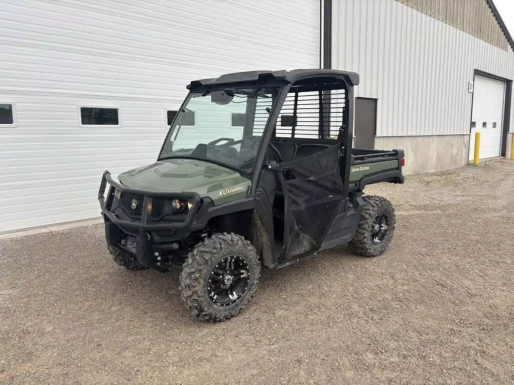 Gallery image 1 for 2019 John Deere XUV 835M Utility Vehicle