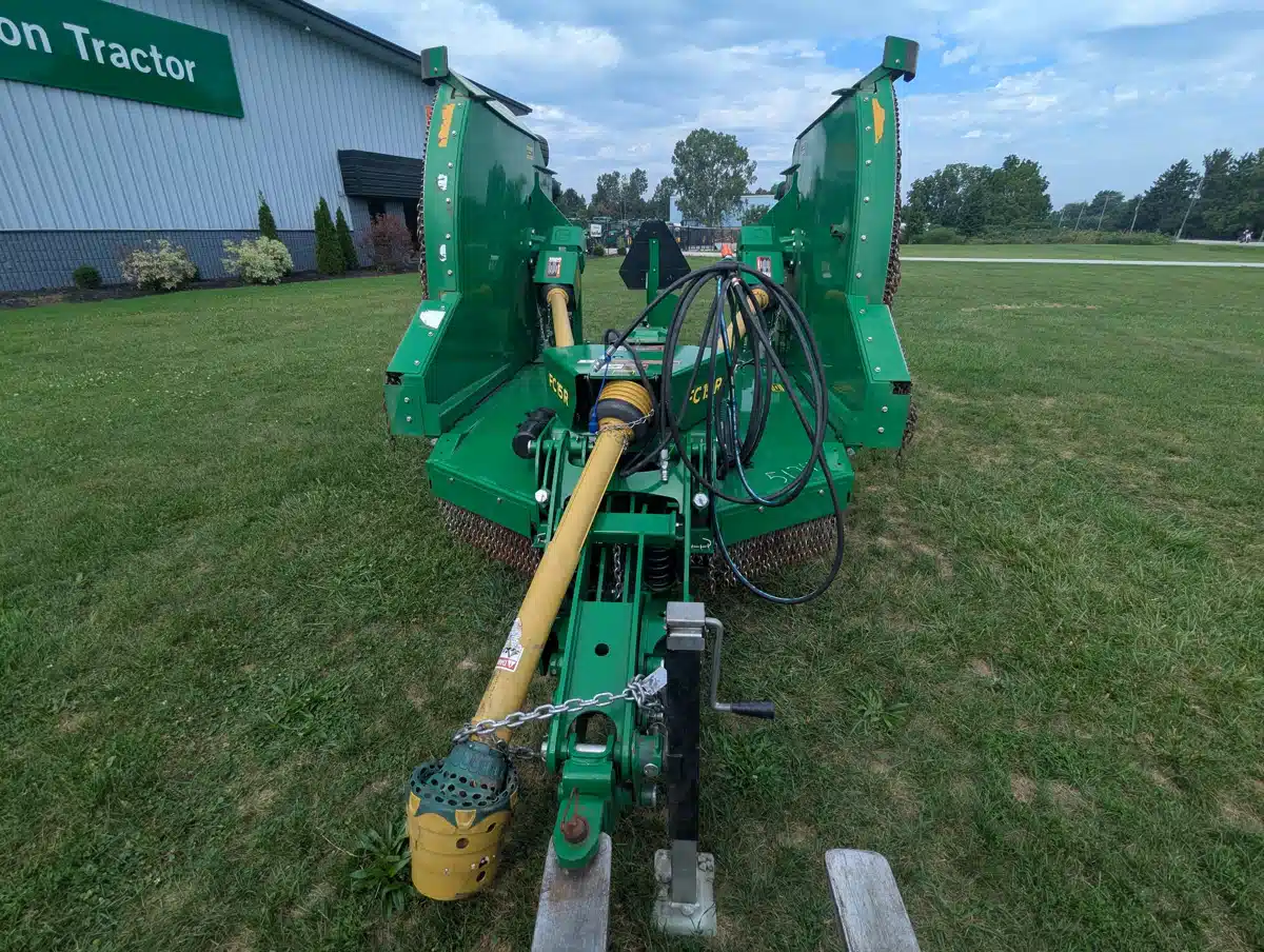 Photo de la Galerie 2 pour 2025 John Deere FC15R Débroussailleuse rotative